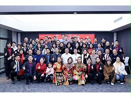 华程路安总经理为十三届十大牛商路演赋能