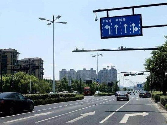 交通标牌和交通标线