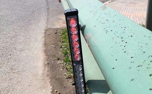 LED警示灯,道路交通标志牌